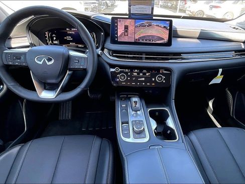 Certified 2026 INFINITI QX60 Luxe w/ Family Package FWD image 20