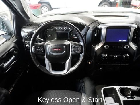 Used 2021 GMC Sierra 1500 SLE w/ X31 Off-Road Package image 9