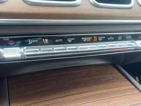 Used 2022 Mercedes-Benz GLE 350 4MATIC image 28