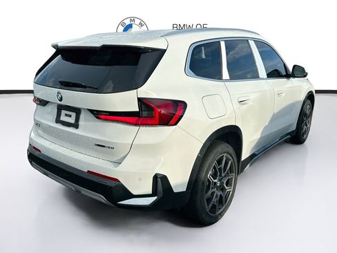 New 2027 BMW X1 xDrive28i w/ Convenience Package AWD/4WD image 4