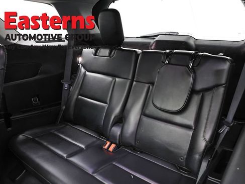 Used 2021 Ford Explorer XLT w/ Equipment Group 202A AWD/4WD image 25
