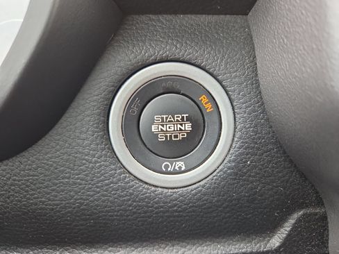 Used 2019 RAM 1500 Big Horn AWD/4WD image 43