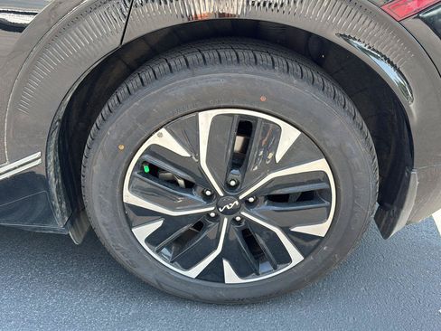 Used 2023 Kia EV6 Wind AWD/4WD image 17