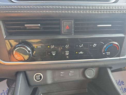 Used 2023 Nissan Rogue S AWD/4WD image 28