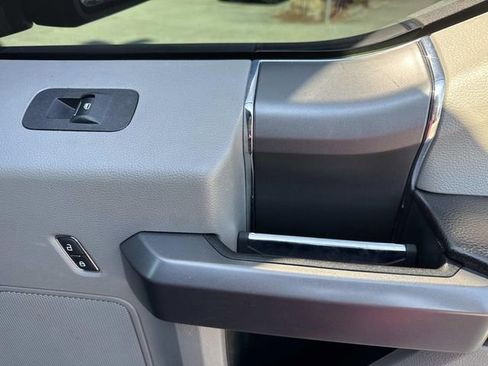 Used 2019 Ford F150 XLT w/ Equipment Group 302A Luxury image 11