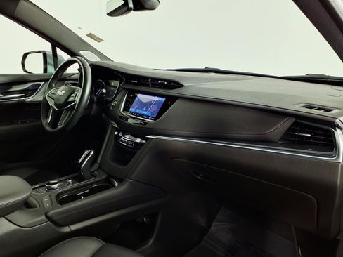 Certified 2023 Cadillac XT5 Premium Luxury AWD/4WD image 9