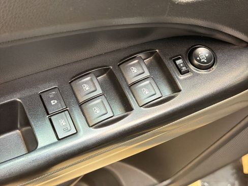 Used 2020 GMC Canyon SLT w/ Driver Alert Package AWD/4WD image 23