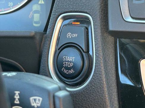 Used 2016 BMW M235i Coupe image 12