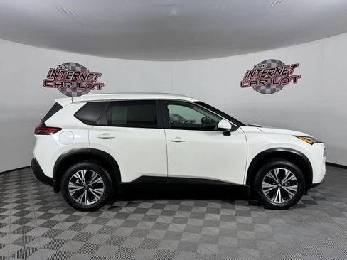 Used 2023 Nissan Rogue SV w/ SV Premium B Package AWD/4WD image 8