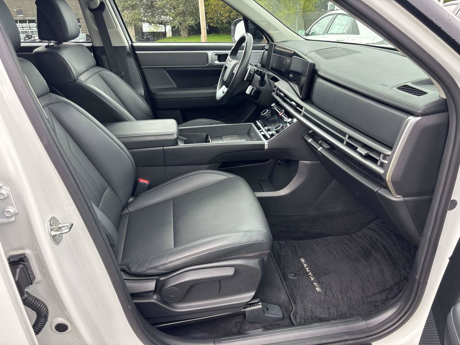 Used 2024 Hyundai Santa Fe XRT AWD/4WD image 11