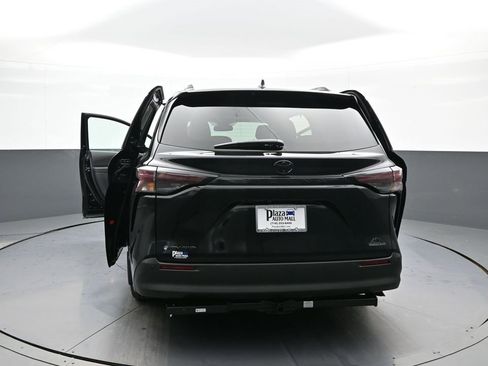 New 2026 Toyota Sienna XLE Woodland Edition image 49