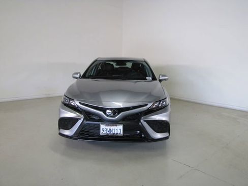 Used 2024 Toyota Camry SE image 2