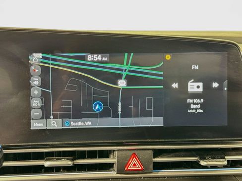 Used 2024 Hyundai Elantra SEL FWD image 26