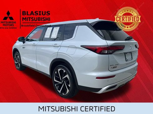 Used 2024 Mitsubishi Outlander 4WD Plug-In Hybrid image 15