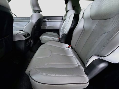 Used 2025 Hyundai Palisade SEL FWD image 27
