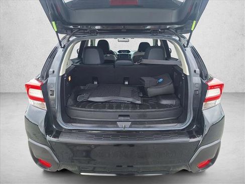 Used 2019 Subaru Crosstrek image 17