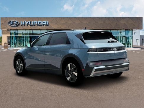 New 2025 Hyundai Ioniq 5 SEL image 5