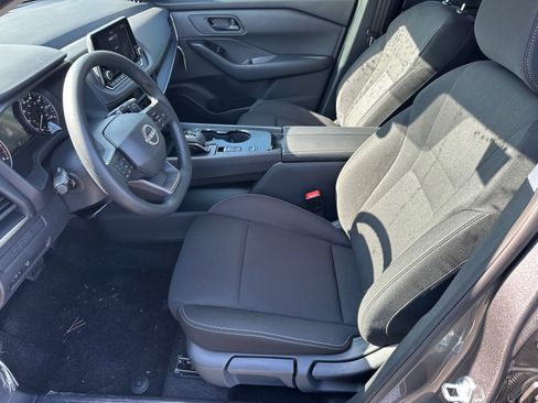New 2026 Nissan Rogue S image 9