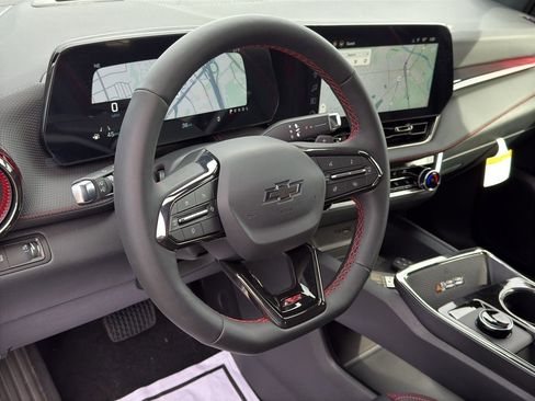 New 2026 Chevrolet Equinox RS w/ Convenience Package III image 32