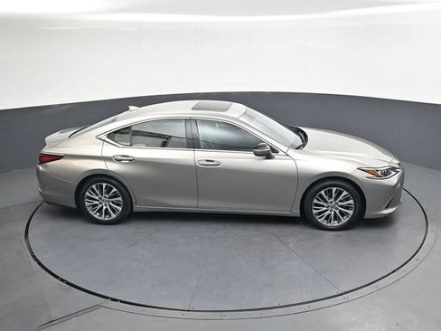 Used 2019 Lexus ES 350 w/ Premium Package FWD image 25