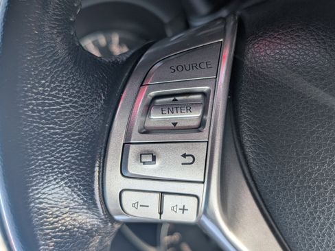 Used 2013 Nissan Altima 2.5 SV image 7