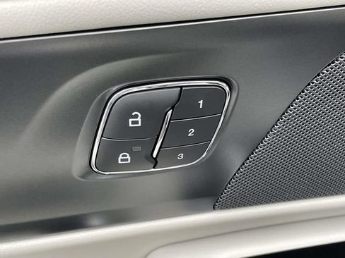 New 2026 Lincoln Nautilus Reserve w/ Jet Appearance Package image 12