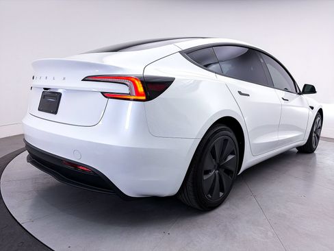 Used 2024 Tesla Model 3 Standard Range RWD image 15