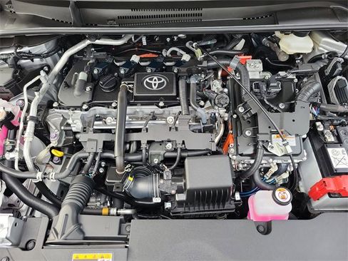 Used 2025 Toyota Corolla LE image 26