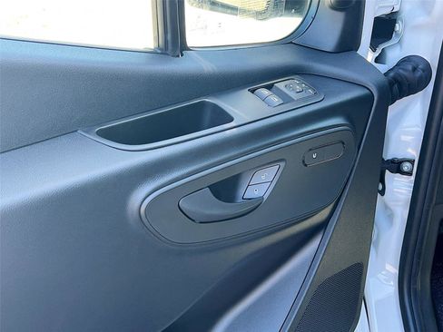 New 2025 Mercedes-Benz Sprinter 2500 image 18