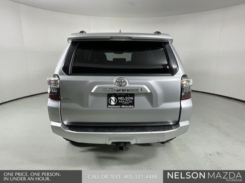Used 2021 Toyota 4Runner SR5 image 9