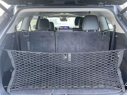 Used 2023 Toyota Highlander XLE image 49