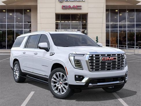 New 2026 GMC Yukon XL Denali image 7