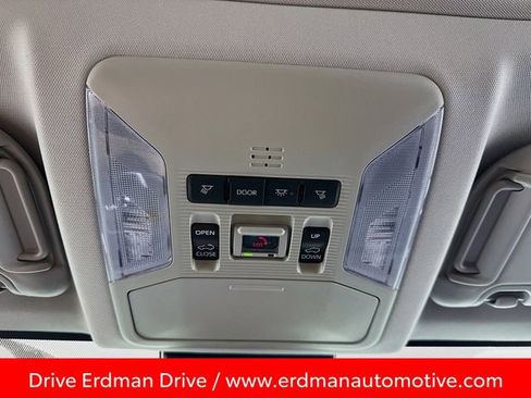 Used 2025 Toyota RAV4 XLE Premium image 18