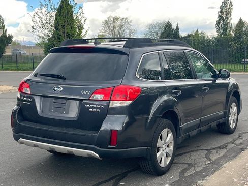 Used 2013 Subaru Outback 3.6R Limited image 5
