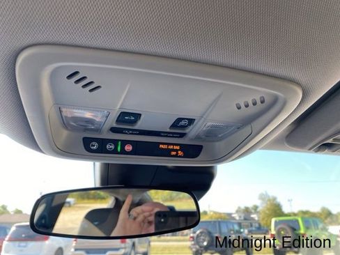 Used 2023 Chevrolet Malibu LT image 21