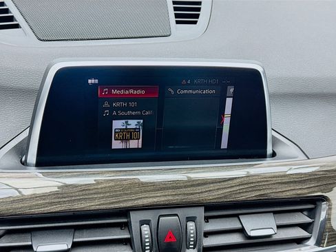 Used 2018 BMW X1 xDrive28i image 11