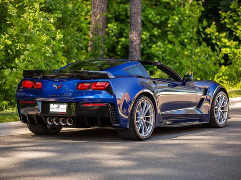 Used 2017 Chevrolet Corvette Grand Sport RWD image 6