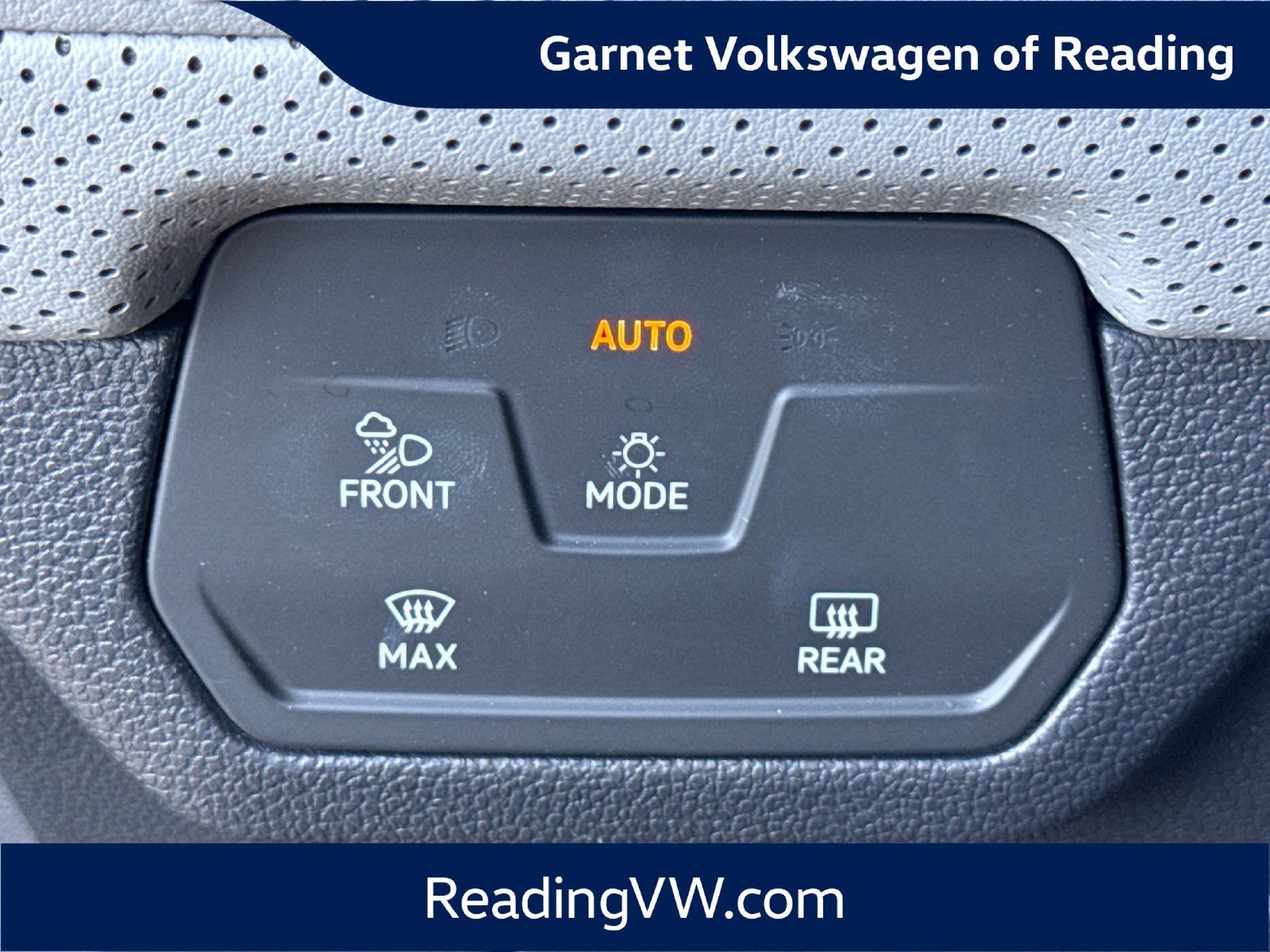 Certified 2025 Volkswagen Atlas Peak Edition SE AWD/4WD image 30