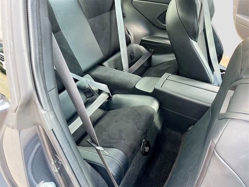 Used 2024 Toyota GR86 Premium image 25