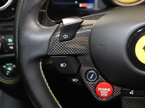 Used 2022 Ferrari Portofino M RWD image 57