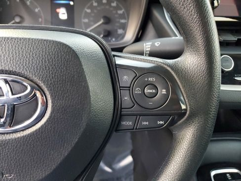 Used 2024 Toyota Corolla LE image 21