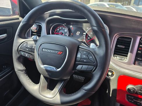 Used 2017 Dodge Charger R/T Scat Pack RWD image 14