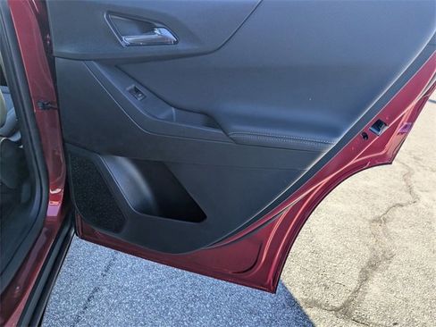 New 2026 Chevrolet Equinox LT w/ Convenience Package II image 35