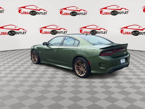 Used 2022 Dodge Charger Scat Pack w/ Plus Group RWD image 6