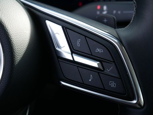 Used 2025 Buick Envision Preferred image 29