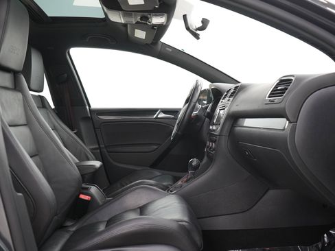 Used 2014 Volkswagen GTI Driver's Edition FWD image 11