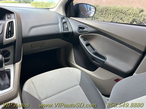 Used 2012 Ford Focus SE image 18