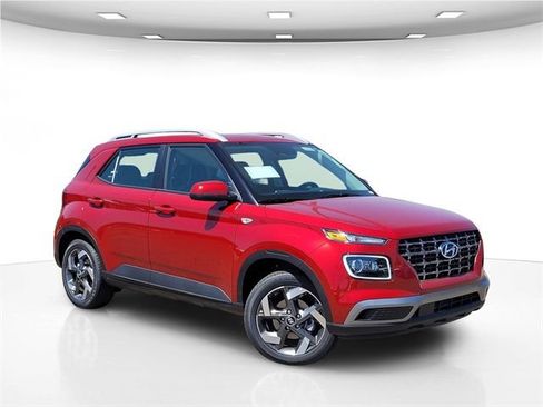 Certified 2025 Hyundai Venue Limited FWD image 12