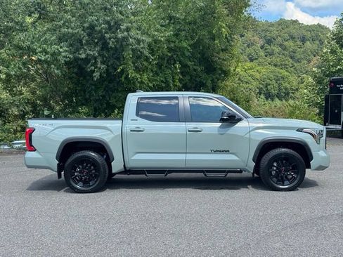 Used 2024 Toyota Tundra Limited w/ TRD Off-Road Package AWD/4WD image 8
