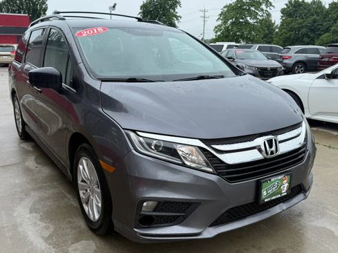 Used 2018 Honda Odyssey LX image 2